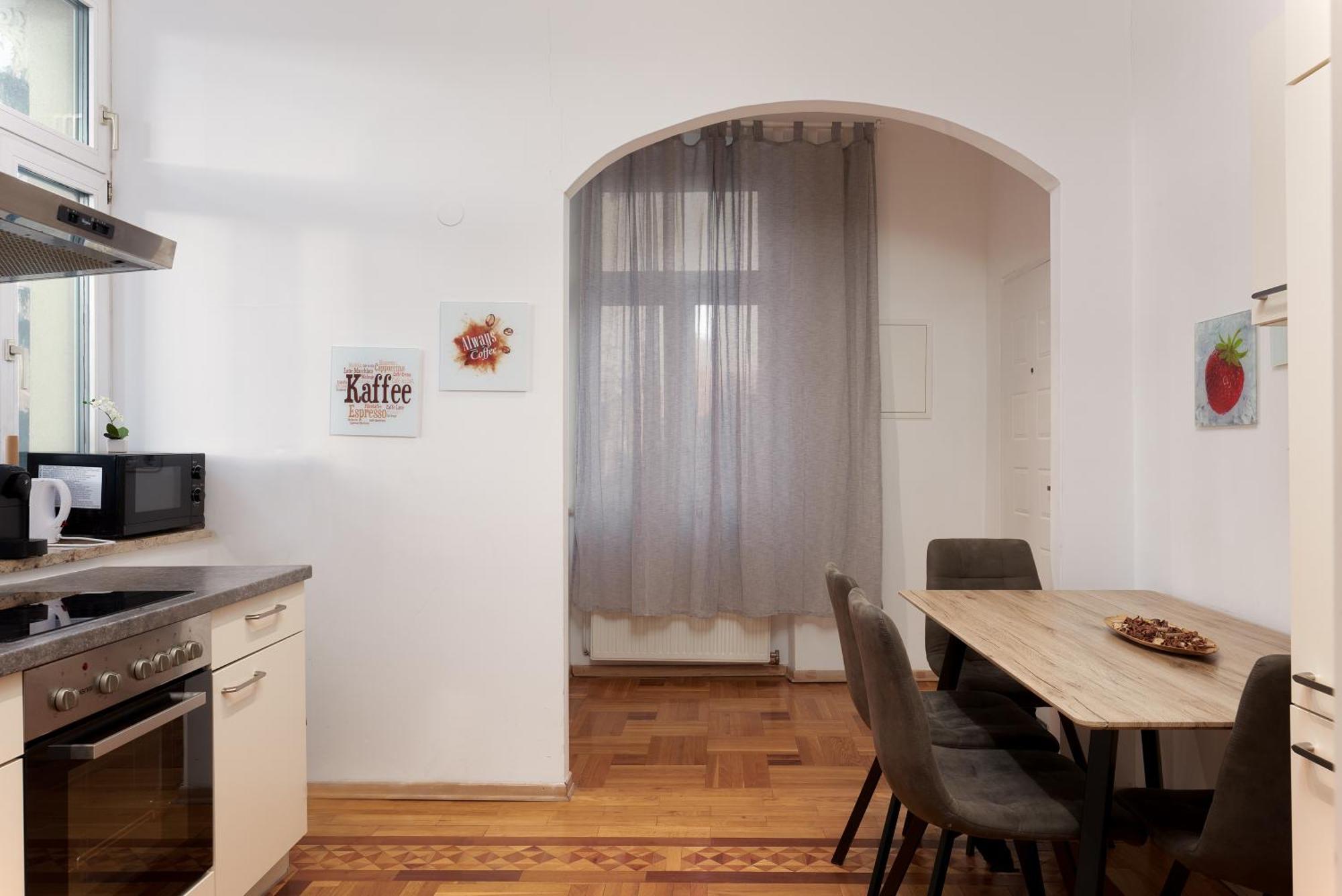 Schoenbrunn Palace Free Parking And 24h Check-in Apartamento Viena