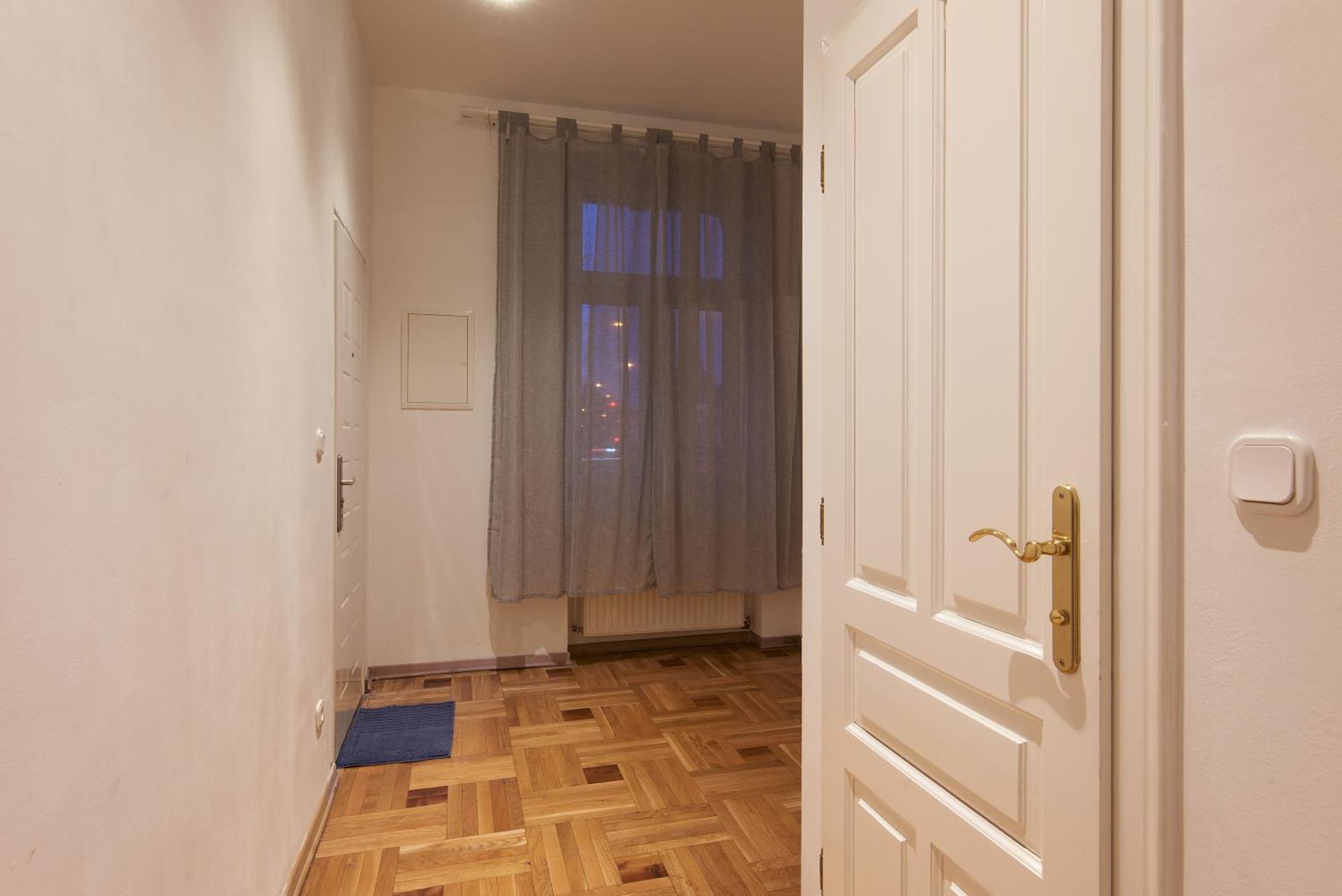 Schoenbrunn Palace Free Parking And 24h Check-in * Viena