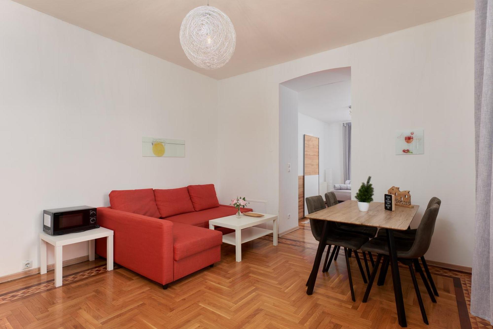 Schoenbrunn Palace Free Parking And 24h Check-in Viena