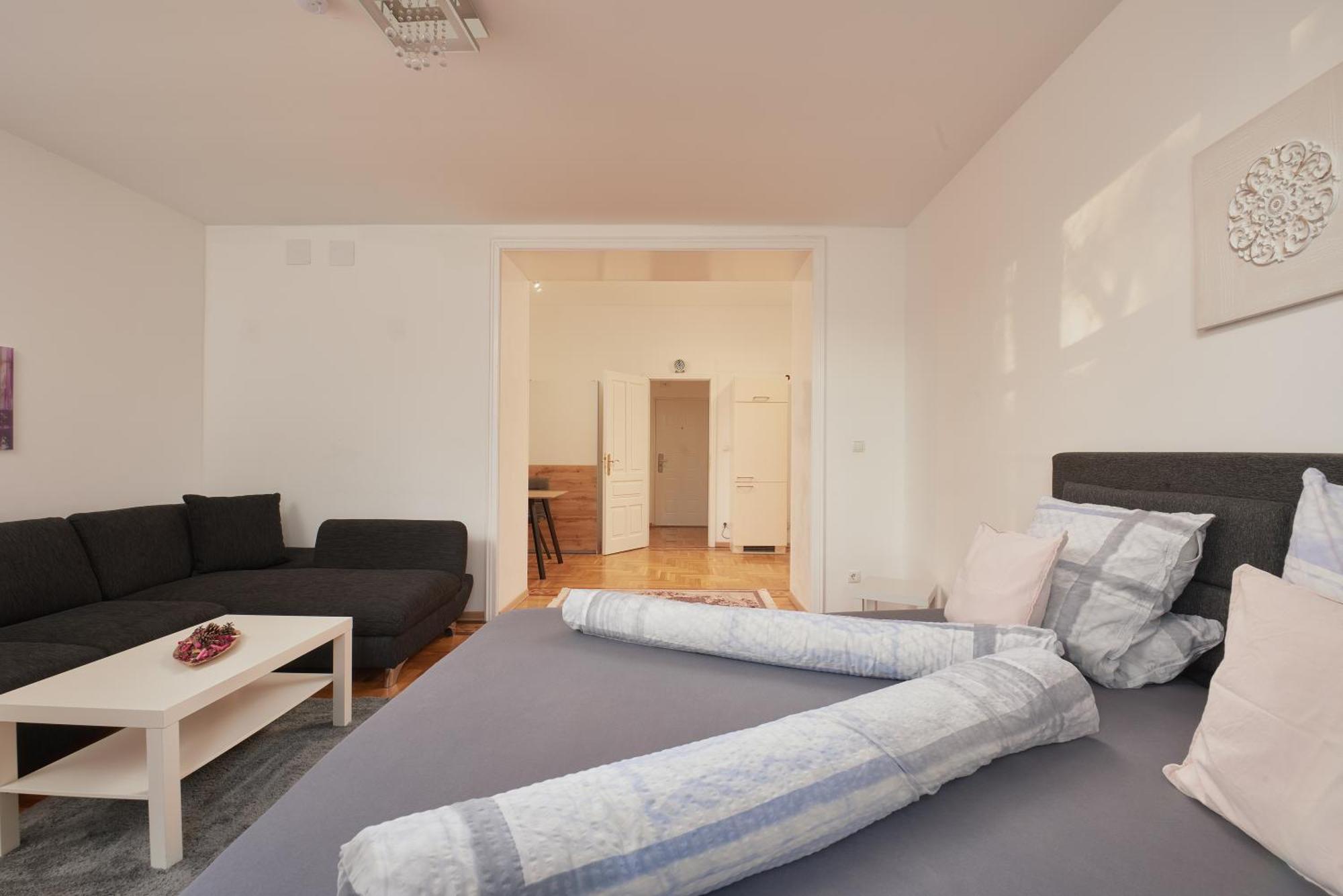 Schoenbrunn Palace Free Parking And 24h Check-in Apartamento
