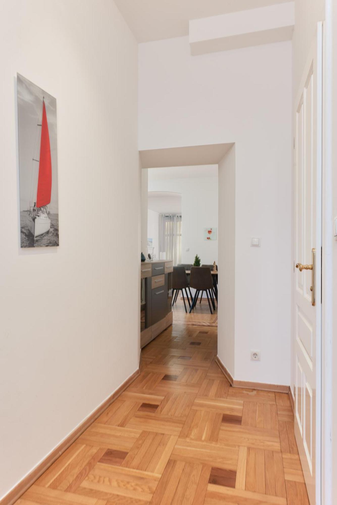 Schoenbrunn Palace Free Parking And 24h Check-in Apartamento *